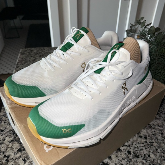 On Running Cloudnova Form 2 - Picture 4 of 7